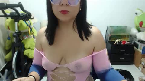 KiaraRouse online show from February 6, 5:44 am