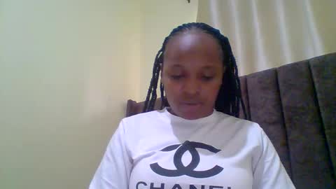 Angela online show from April 16, 2:17 pm