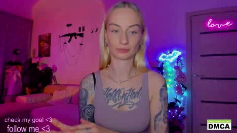 Kiki online show from November 2, 9:29 pm