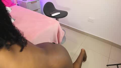 KI KI online show from March 17, 9:08 pm