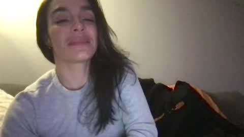 kiki z moonlight attorney at law online show from December 3, 6:24 am