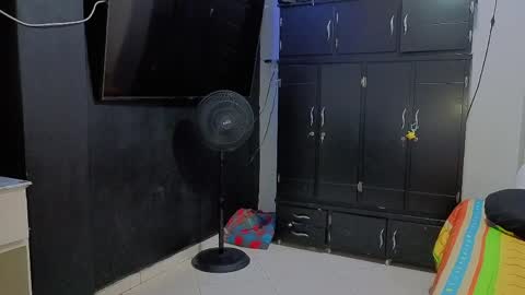 kim_20coliie online show from April 16, 9:39 pm