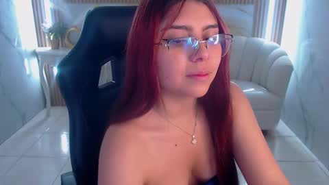 kim_lush_s online show from February 23, 8:30 pm