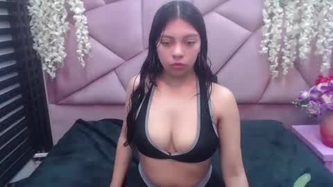 kim_sweet_69 online show from February 17, 2:16 pm