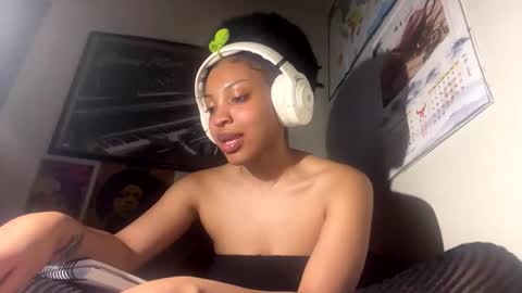 Kimi online show from February 18, 11:11 am