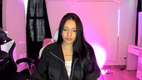 kimmi online show from January 30, 8:31 pm