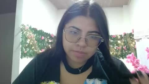 Kimmy online show from December 3, 2:25 am