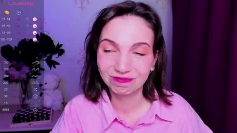 Hazel online show from March 15, 7:05 pm