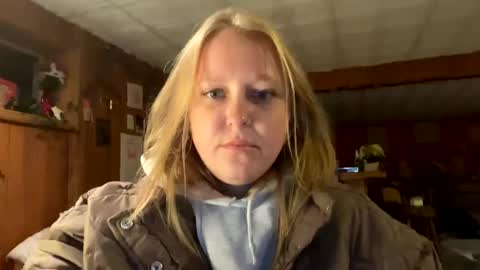 kinkikittiekat online show from January 5, 4:04 am