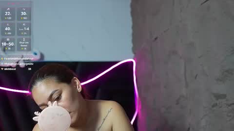 kinkywildmilf online show from July 10, 7:25 pm