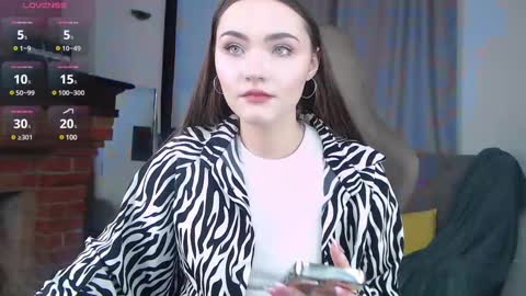 kira_jin online show from February 11, 8:48 am