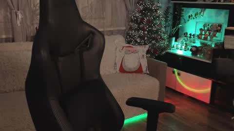 Kira    online show from January 8, 9:08 pm