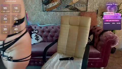 Kira online show from March 4, 2:42 pm