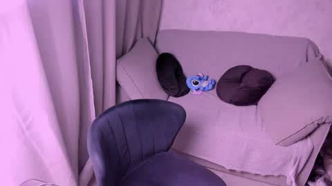 Kira online show from February 23, 7:45 pm