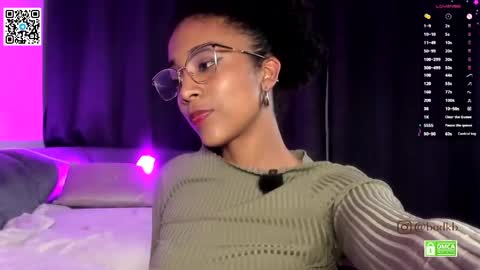 HAPPY FIRST OF DECEMBER online show from April 24, 4:48 am