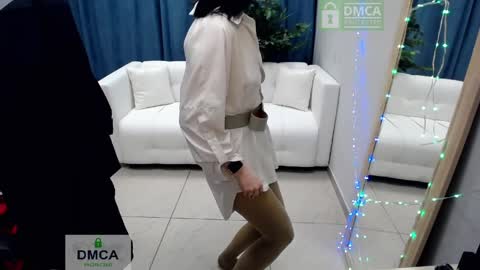 Louise online show from April 5, 10:47 am