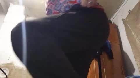 kissandvibe online show from November 30, 5:50 pm