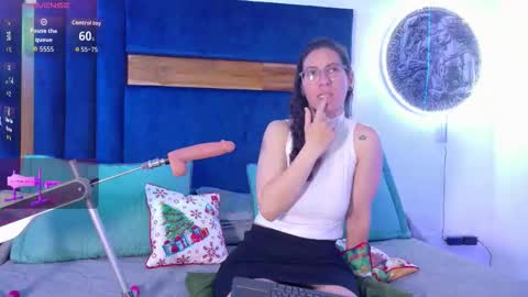 Kissing Company online show from December 23, 5:11 am