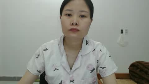 kitti_baby2x online show from April 10, 8:31 am