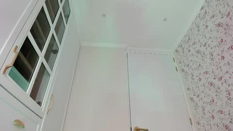 sophie online show from May 27, 7:33 pm