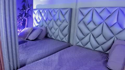   online show from October 31, 9:08 pm