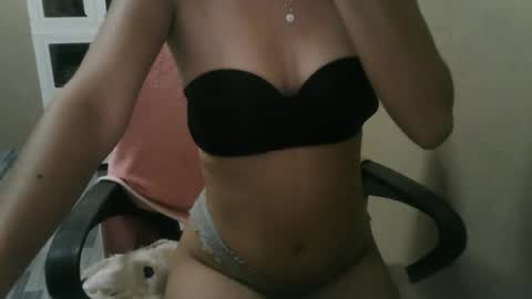 kitty_fussy online show from October 4, 1:50 pm