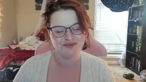 Bella Kitty Luxe online show from January 6, 8:50 pm