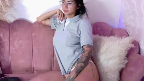 kitty_nicolle online show from July 3, 1:17 pm