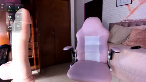 Kitty online show from October 28, 8:46 pm