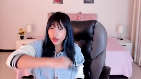 Kitty online show from March 5, 5:07 am