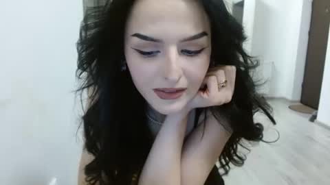 Kitty online show from May 13, 5:30 pm