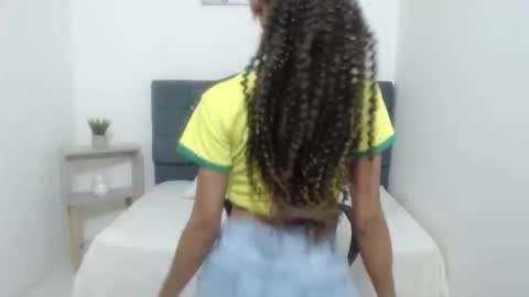 kittylove_x online show from April 28, 6:45 pm