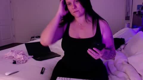 Kat3 online show from April 15, 2:34 am