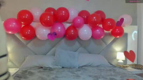 Emily online show from February 15, 9:58 pm