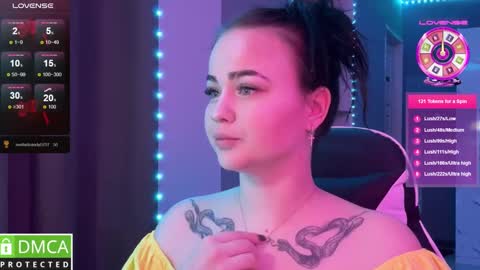 Mia online show from January 19, 7:37 pm