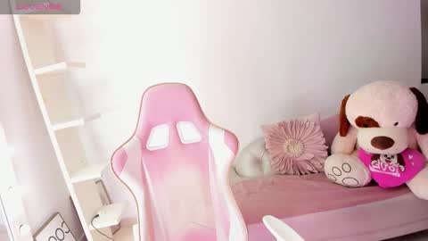 Koral Cuz online show from November 23, 3:03 pm