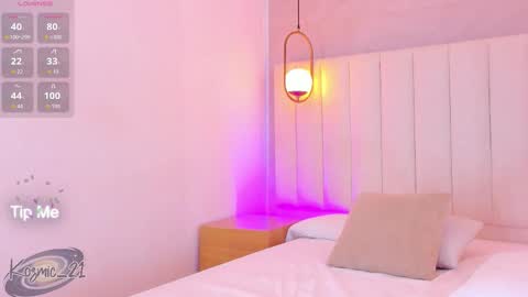 K O S M I C online show from November 21, 2:30 pm