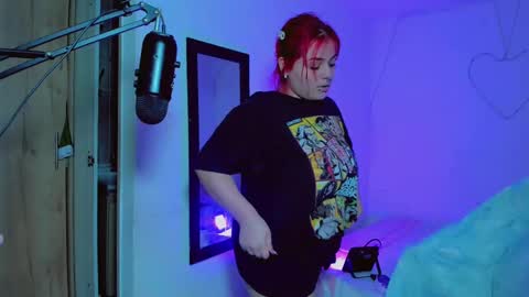 Khloe online show from February 18, 3:21 am