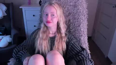 kris_grant online show from September 21, 10:25 am