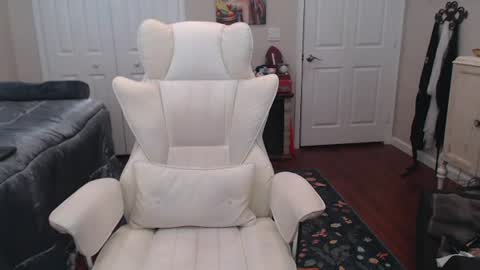 Krissy online show from July 10, 12:38 pm