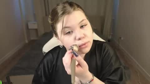 Kristen Gibbs online show from May 5, 12:57 am