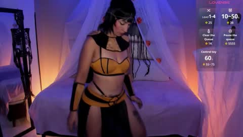 Kristen online show from October 16, 10:45 pm