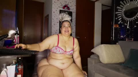 Kristen online show from February 3, 9:19 am