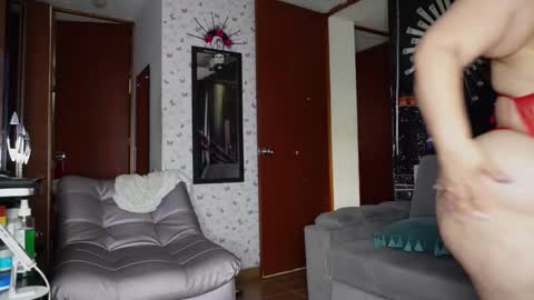 Kristen online show from February 26, 10:43 pm