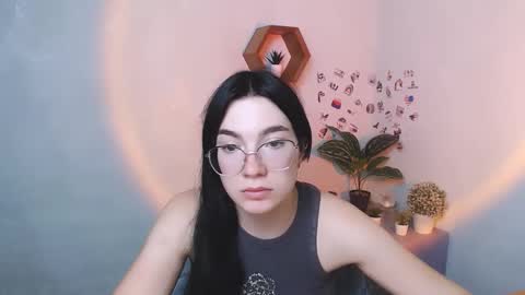 Kristen online show from September 10, 10:37 am