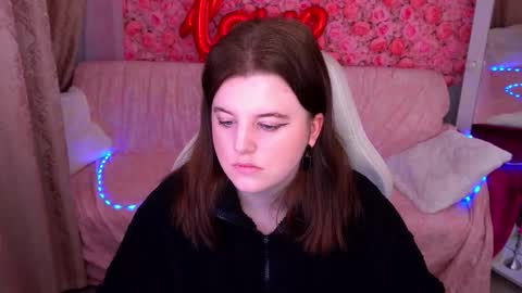 kristifoxy online show from February 25, 6:34 am