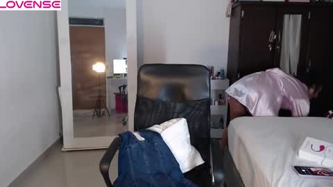 kristina online show from March 5, 2:40 am