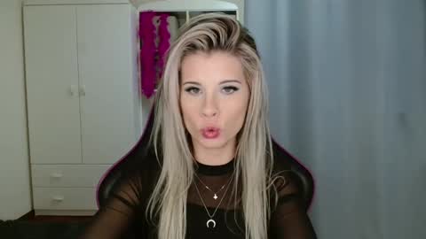 KristineAmore online show from October 30, 6:31 pm