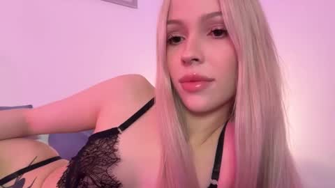 Kristy online show from October 31, 12:12 am