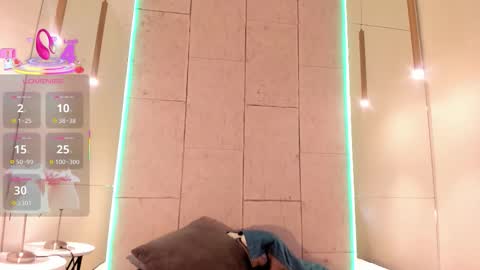 krystalswift_ online show from February 28, 3:39 am